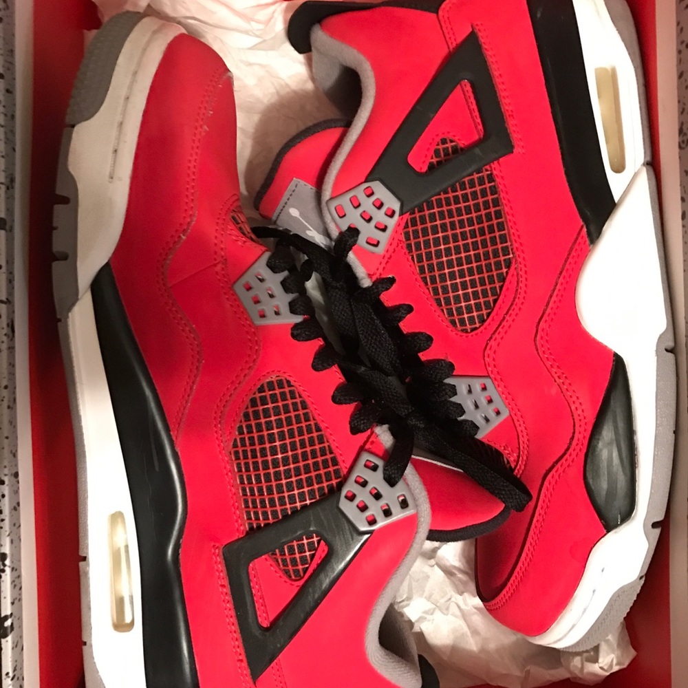 Meet your Posher, Tyler